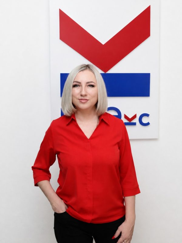 Исполнительный директор Кобзева Елена Олеговна